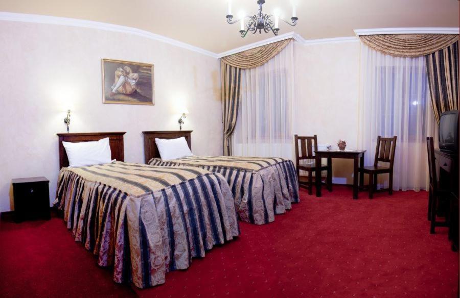 Hotel Ozon Харгита-Бай Стая снимка